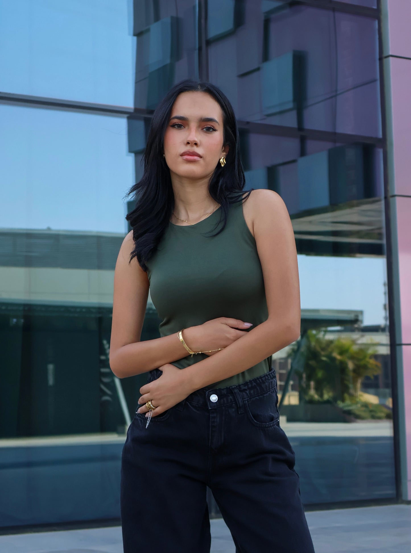 OLIVE NORMAL CUT BASIC TOP