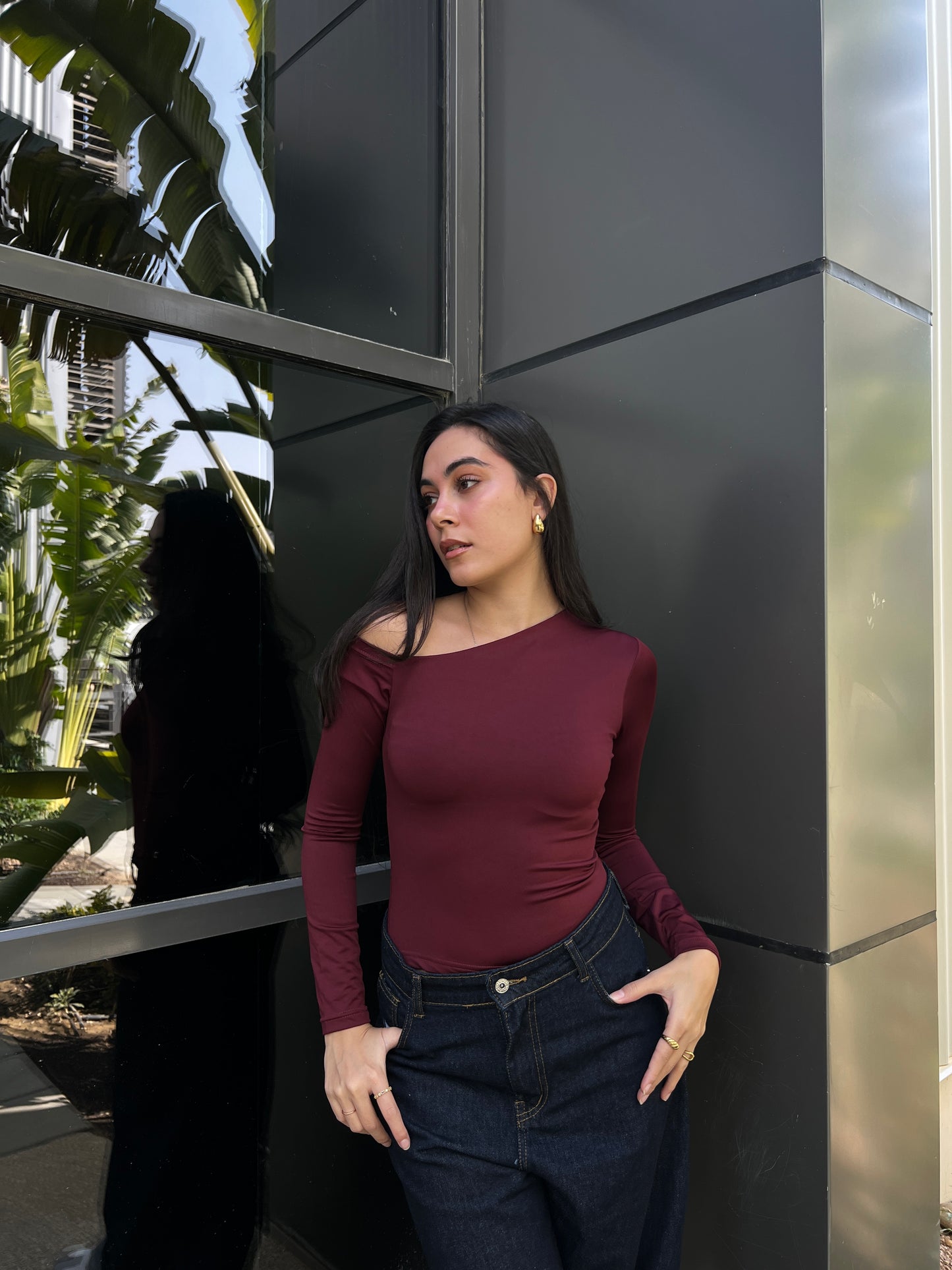 BURGUNDY ONE-SHOULDER BASIC TOP
