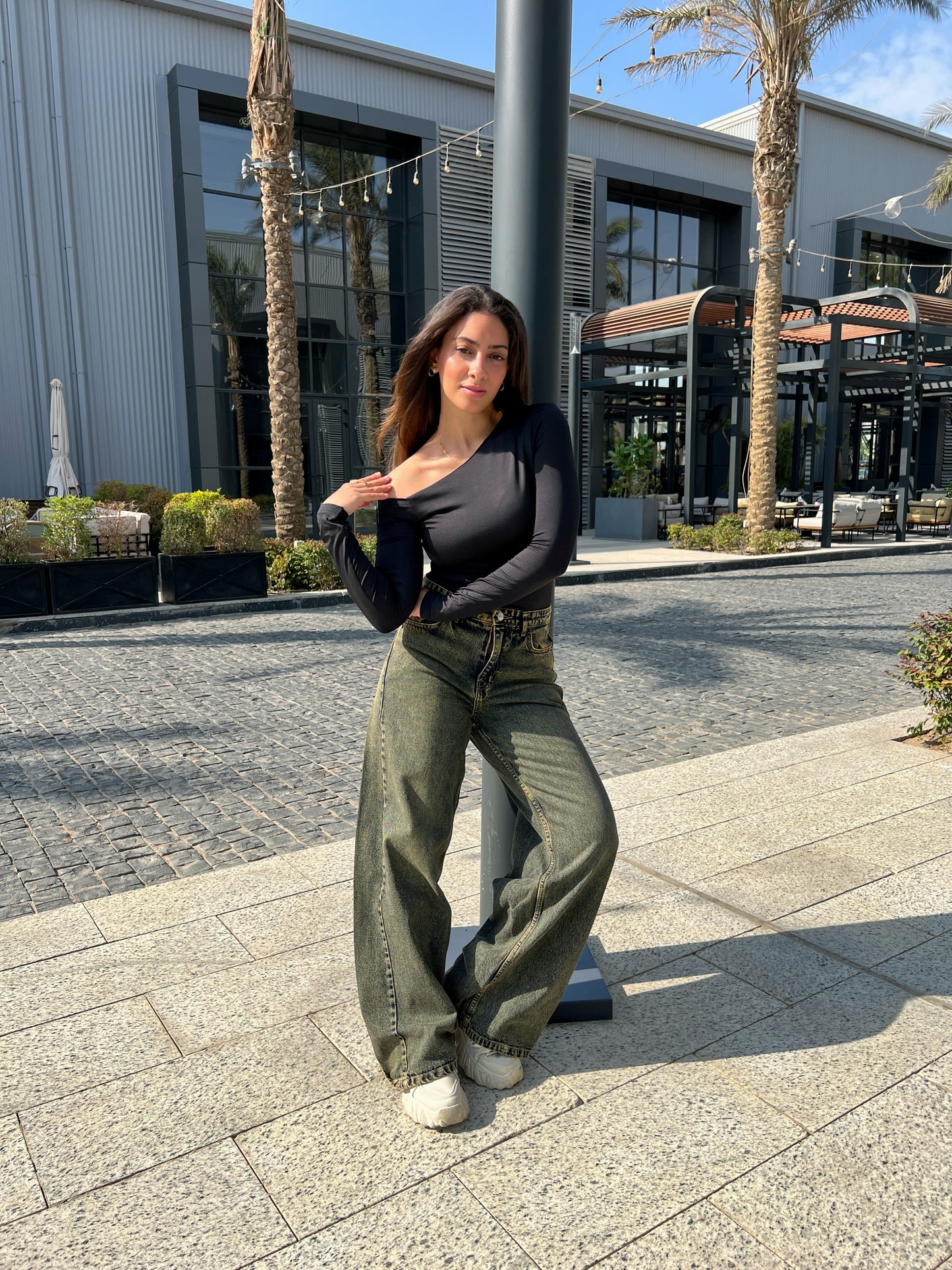 BLACK ONE-SHOULDER BASIC TOP