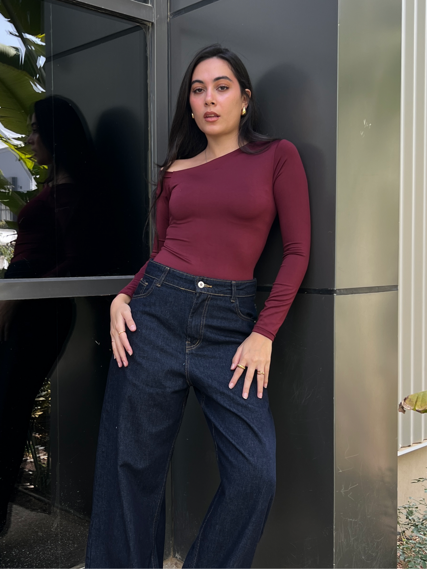 BURGUNDY ONE-SHOULDER BASIC TOP