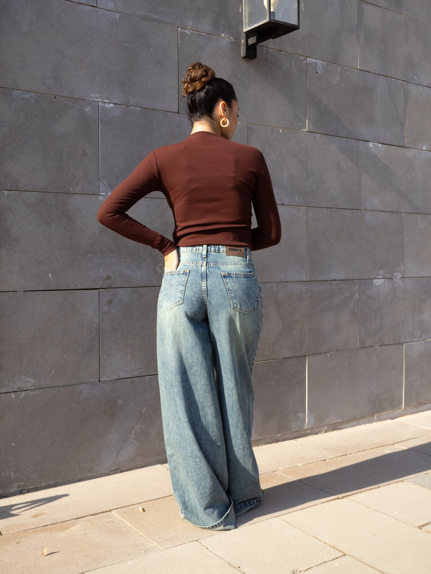 MID-RISE WARM BLUE WIDE-LEG DENIM
