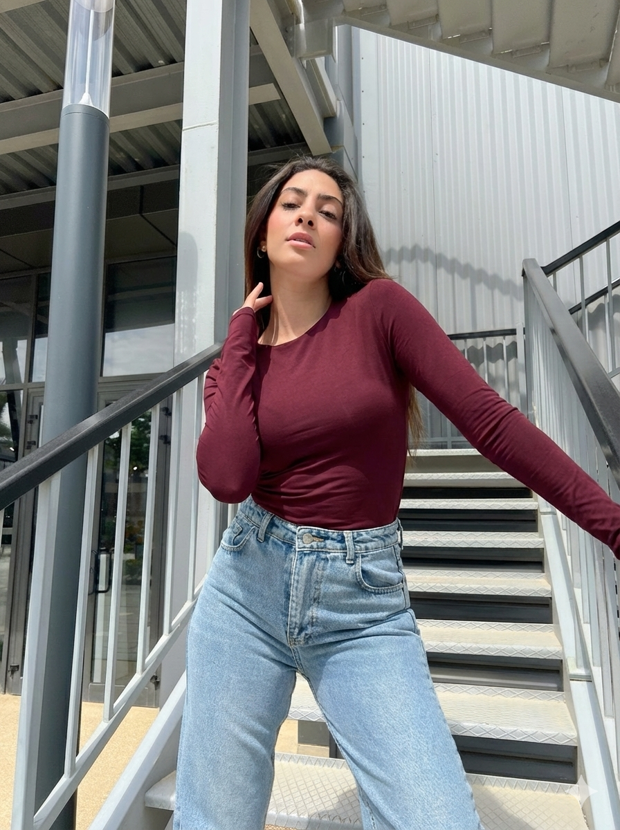 BURGUNDY LONG-SLEEVE CREWNECK BASIC TOP