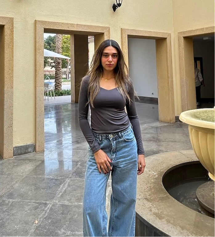 GRAY SQUARE NECK LONG-SLEEVE BASIC TOP