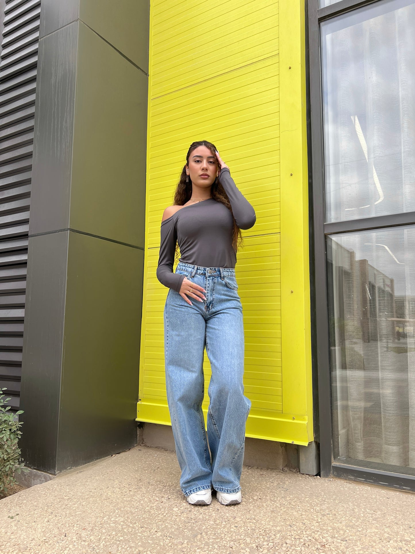 GRAY ONE-SHOULDER BASIC TOP