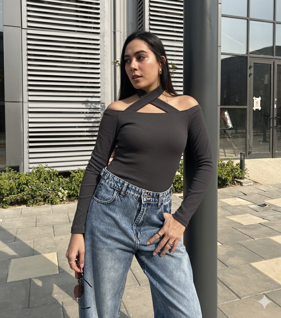 GREY CRISS-CROSS TOP