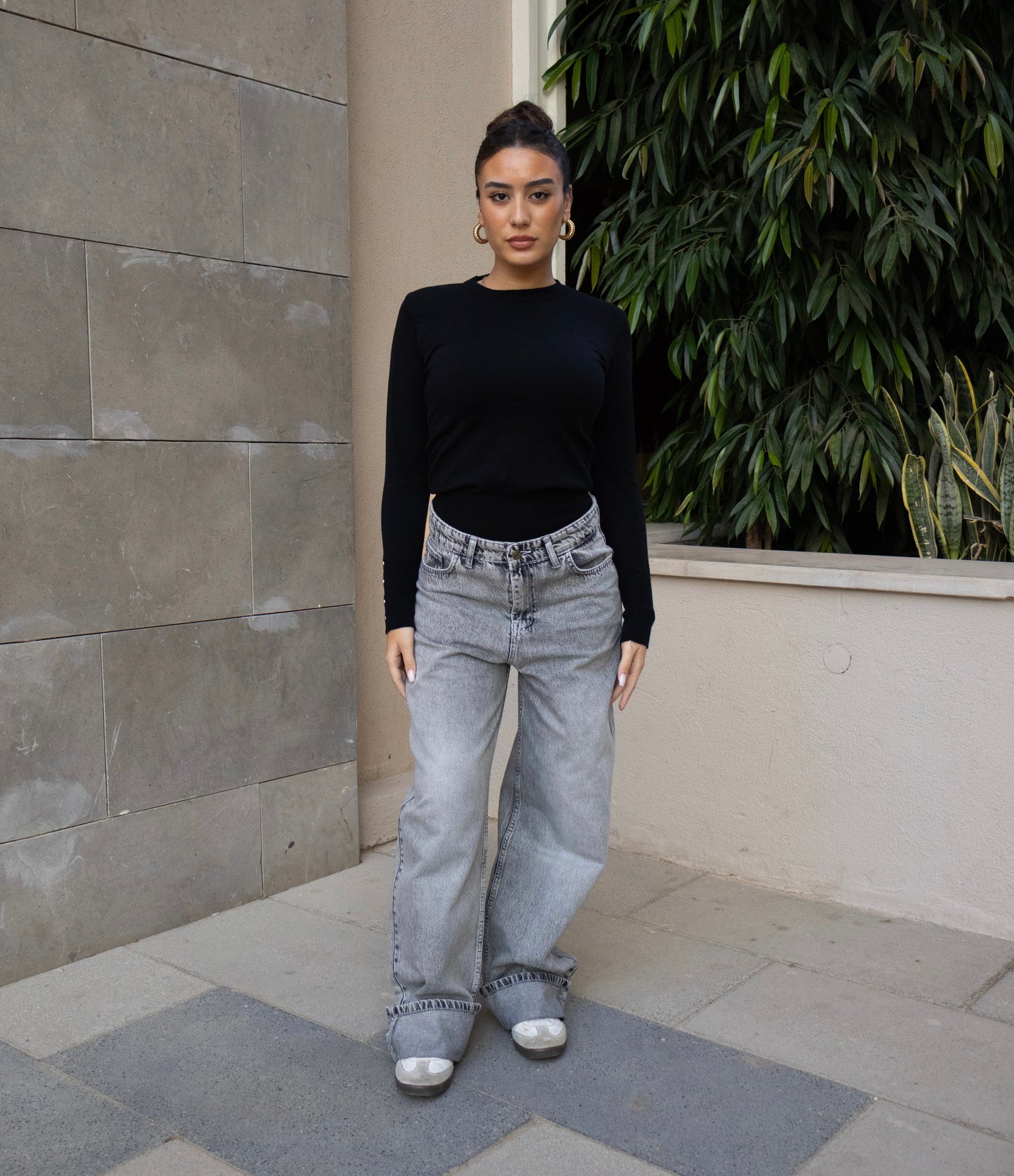 GRAY WIDE LEG DENIM WITH TURN UP HEMS