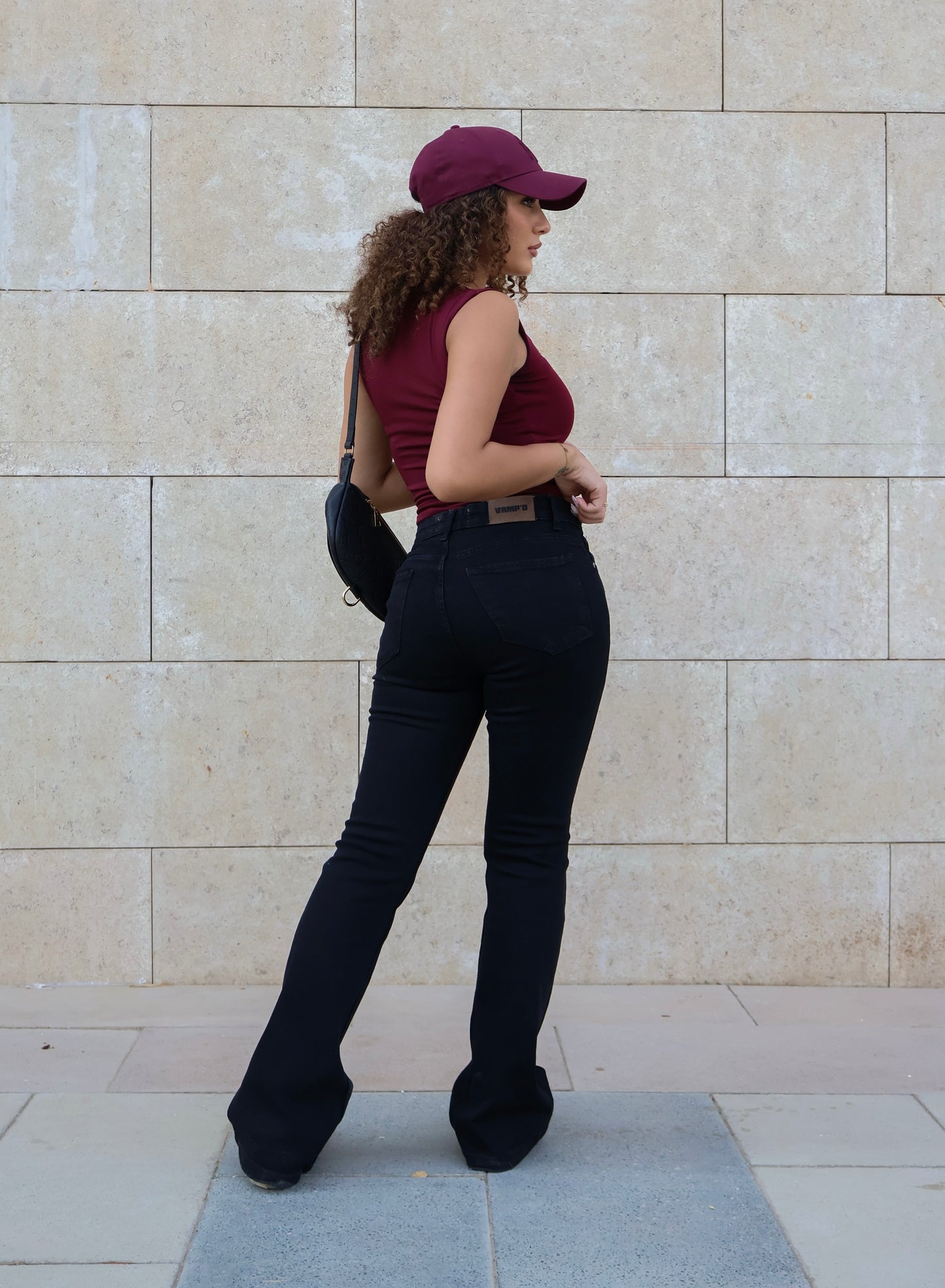 BLACK HIGH-WAIST FLARE DENIM