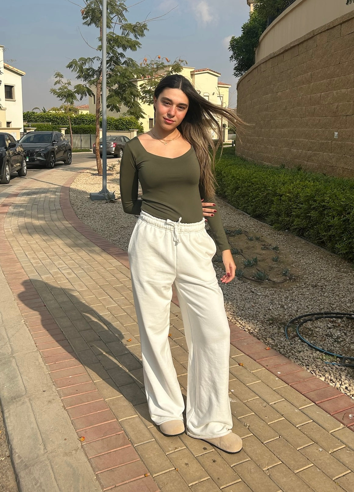 SQUARE NECK LONG-SLEEVE BASIC TOP