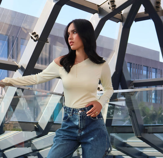 BUTTER YELLOW ONE-SHOULDER BASIC TOP