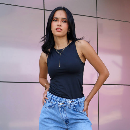 BLACK NORMAL CUT BASIC TOP