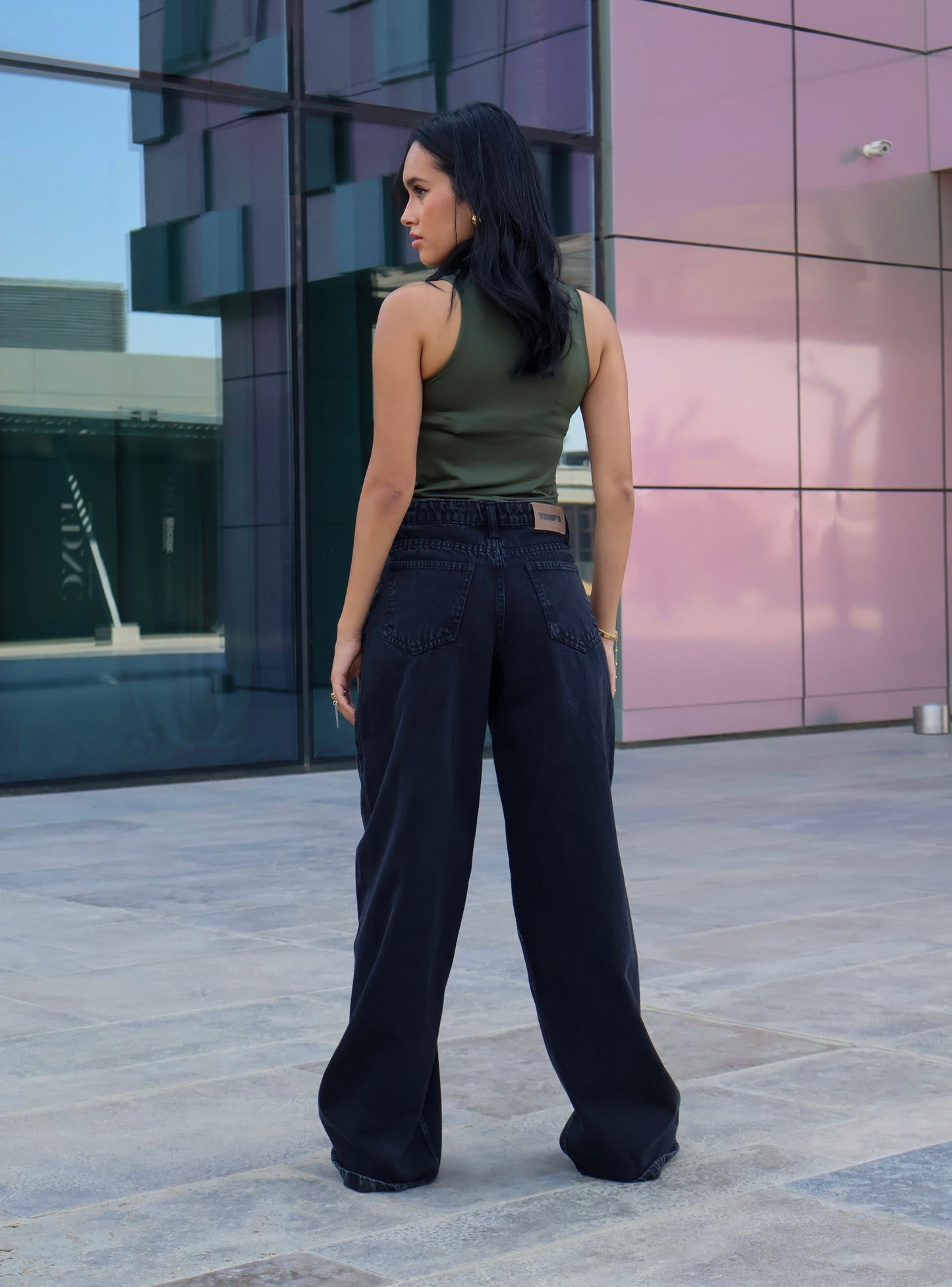 BLACK STONE-WASHED MID-RISE WIDE LEG
