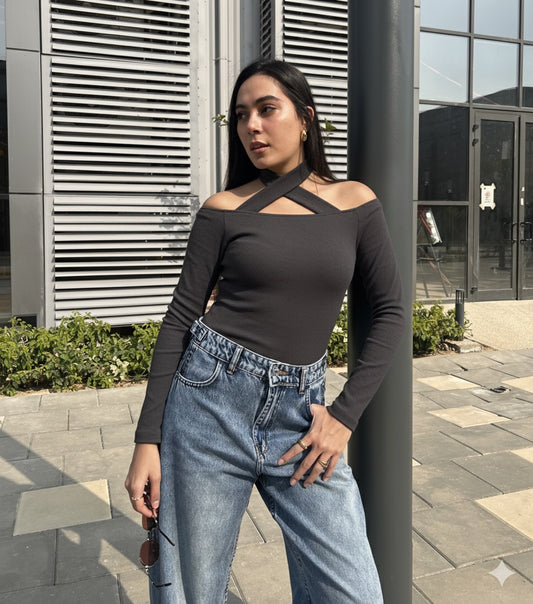 GREY CRISS-CROSS TOP