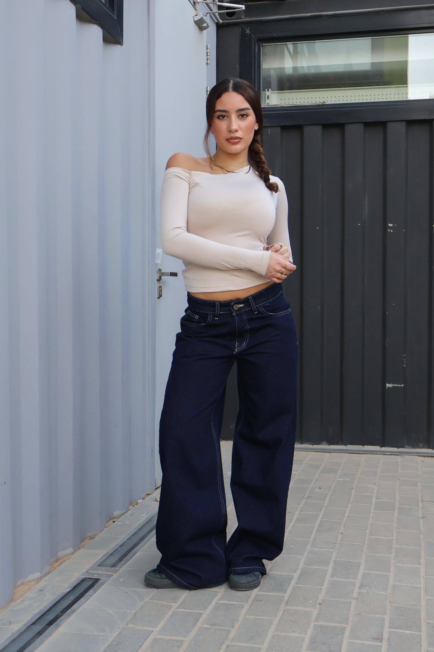 BEIGE ONE-SHOULDER BASIC TOP
