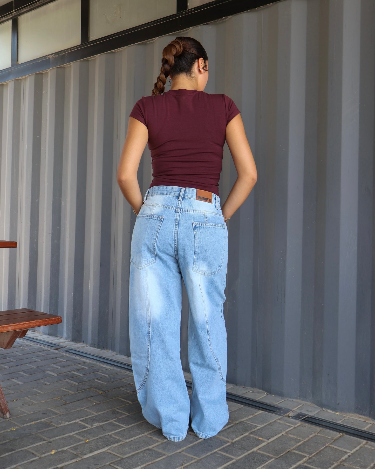 BLUE LOW-WAIST SUPER BAGGY DENIM