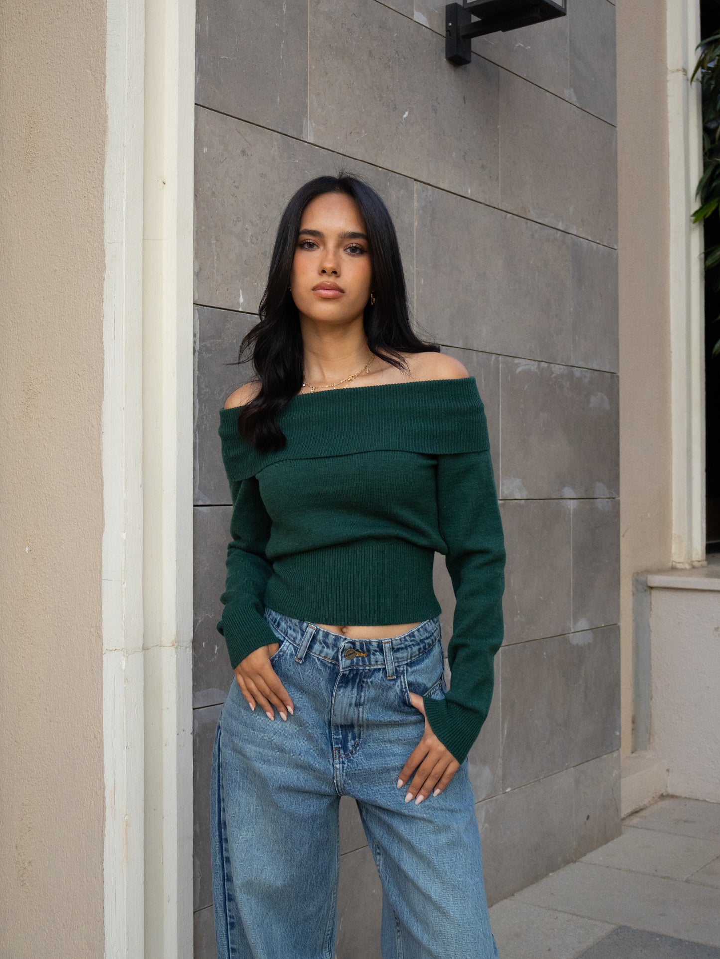 GREEN KNITTED OFF-SHOULDER TOP