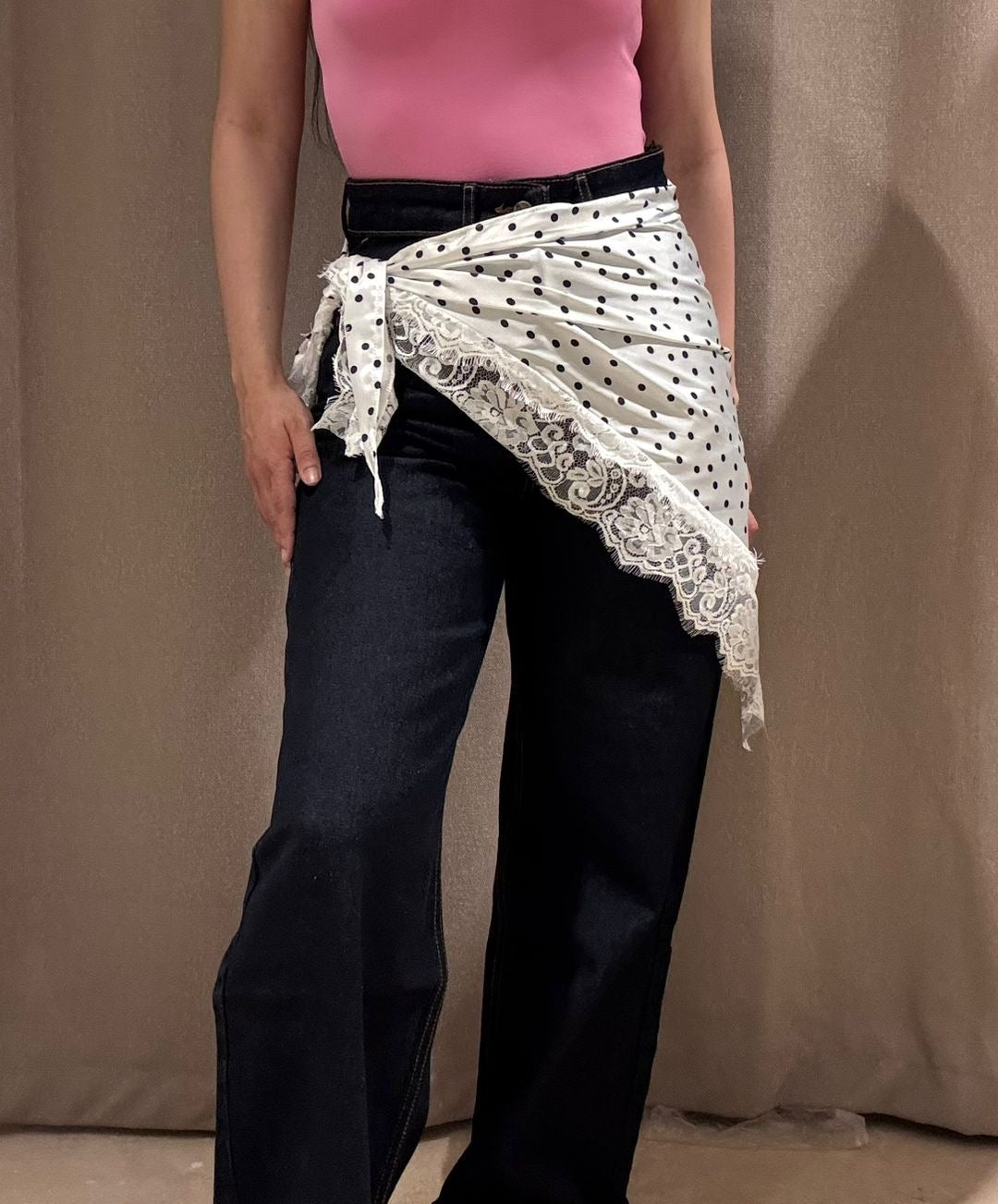 WHITE DOTTED WAIST WRAP